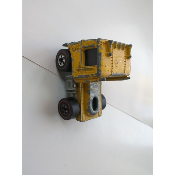 Hot Wheels Redline 1973 Road King Mountain Mining Cab Vintage Gold Tractor Truck - Picture 5 of 8